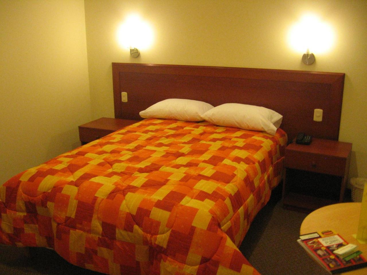 Hotel Sunflowers Inn Lima Extérieur photo