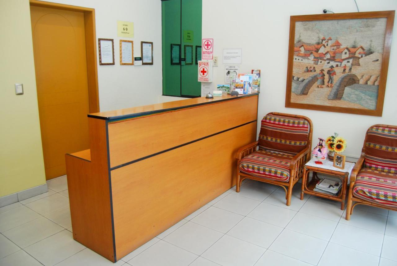 Hotel Sunflowers Inn Lima Extérieur photo